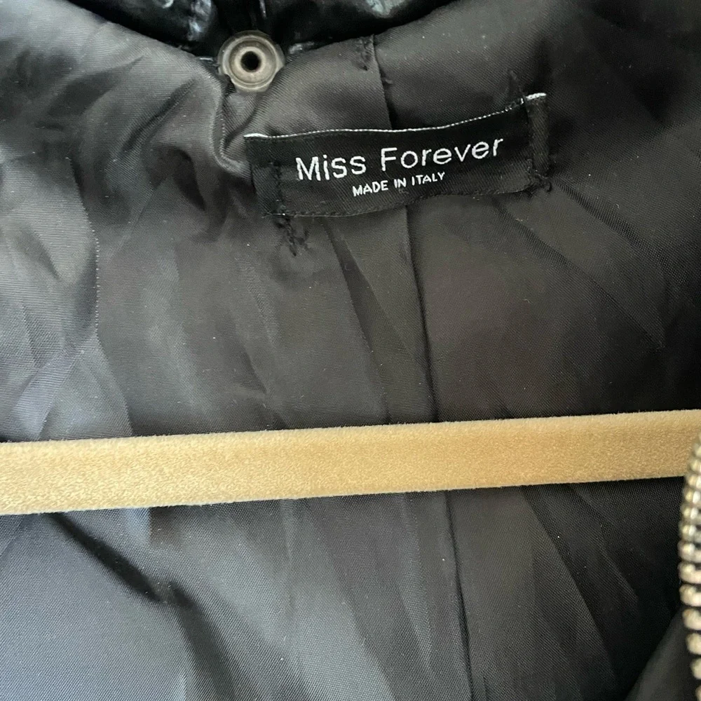 Girls' Black Puffer Jacket with Faux Fur Trim